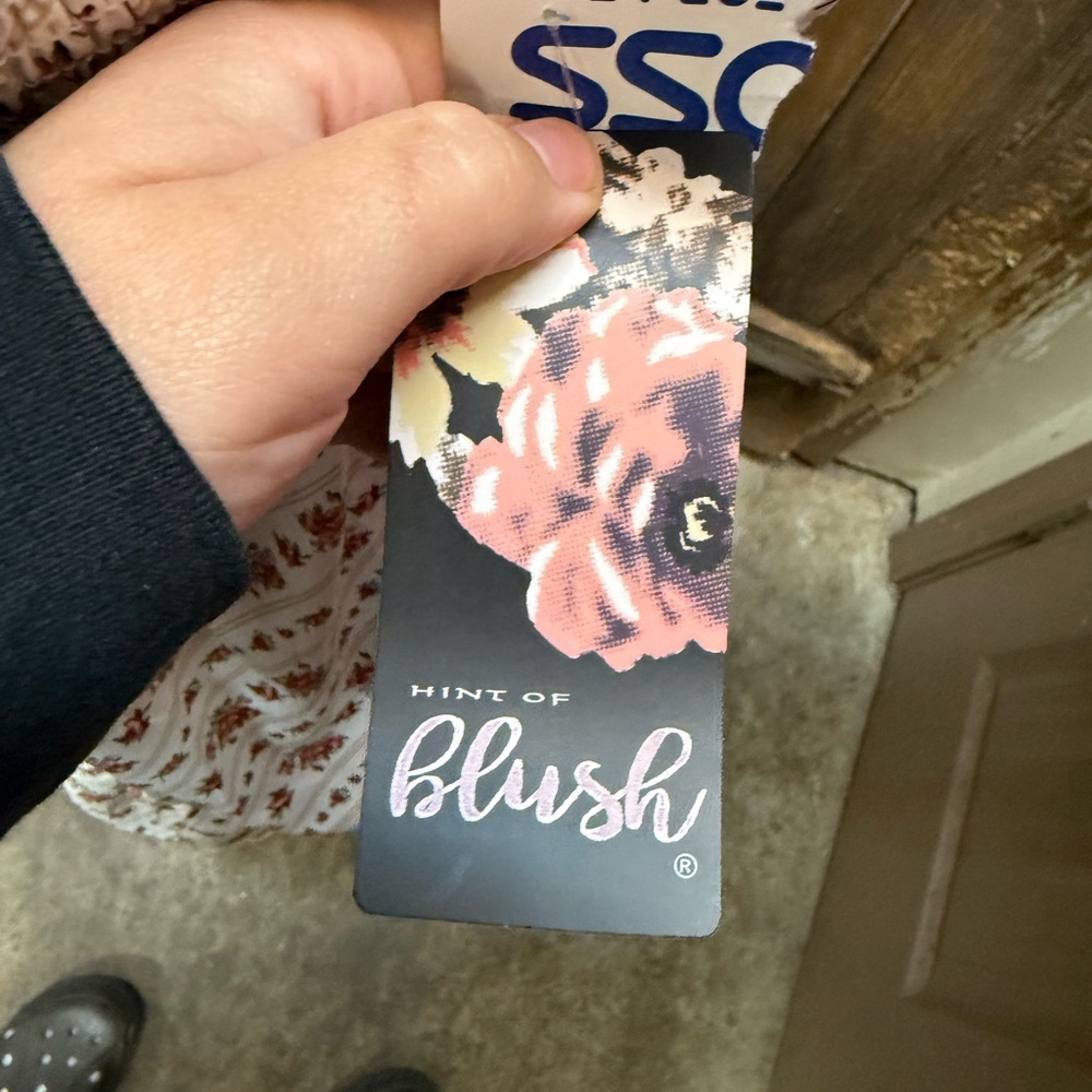 Blush Red Floral Mini Dress - Picture 4 of 4
